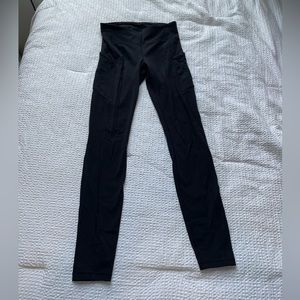 Lululemon black leggings with pockets size 4